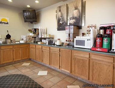 Days Inn By Wyndham Laramie Restaurant bilde